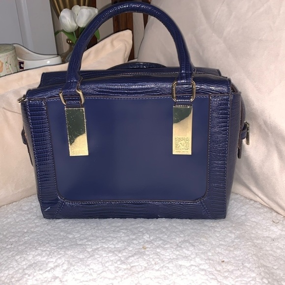 Anne Klein doctor type satchel - Picture 2 of 13